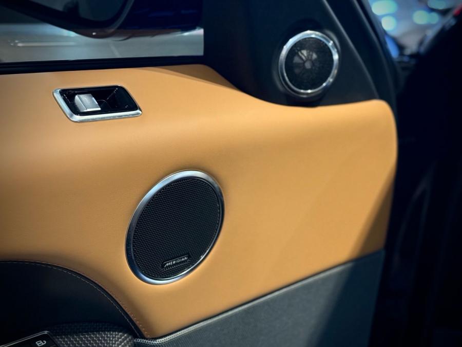 RANGE ROVER SPORT 3.0 P400 7S HSE DYN - Image 11